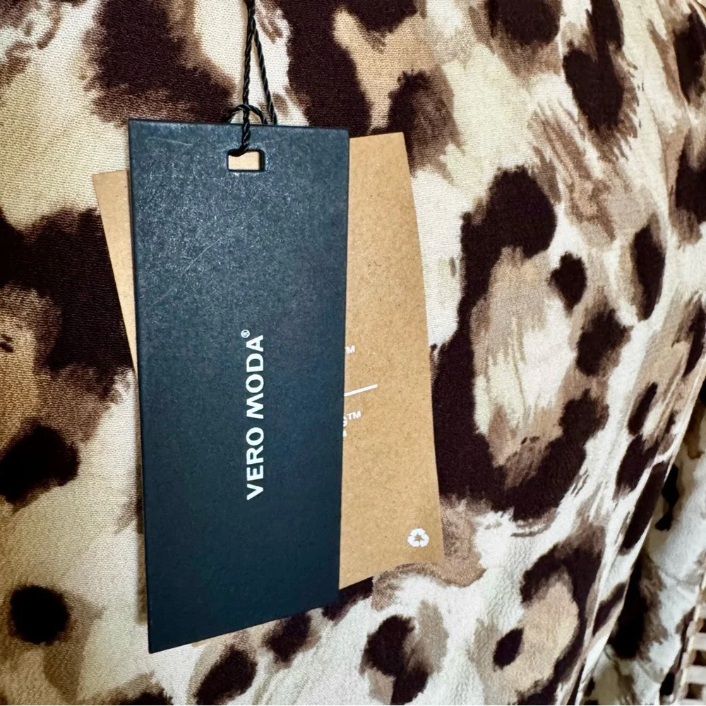 NWT Vero Moda tie front animal print top XL - Picture 7 of 13
